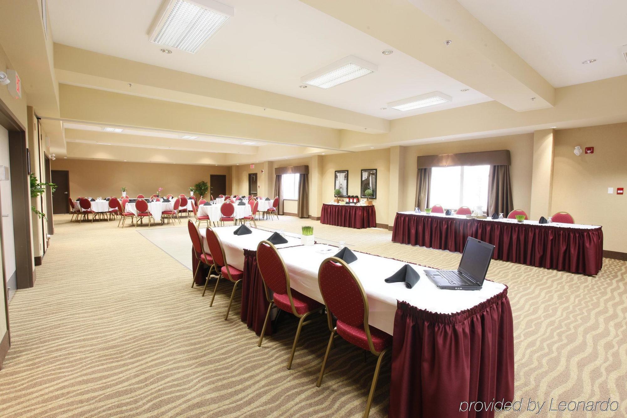 Vegreville Suites Vegreville